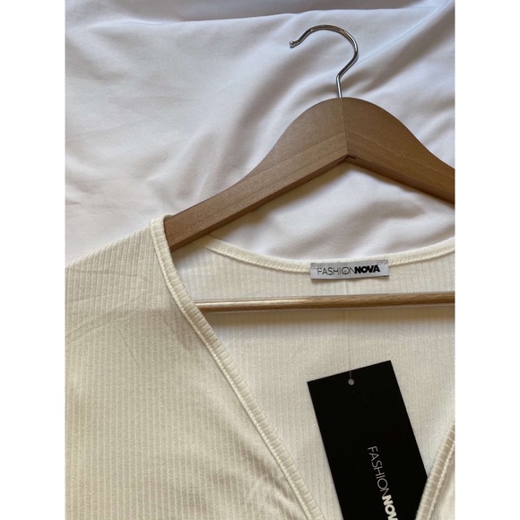 Tied Long Sleeve Top - Picture 2 of 4